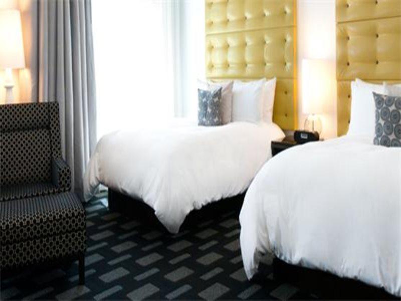 Padre 4* Bakersfield